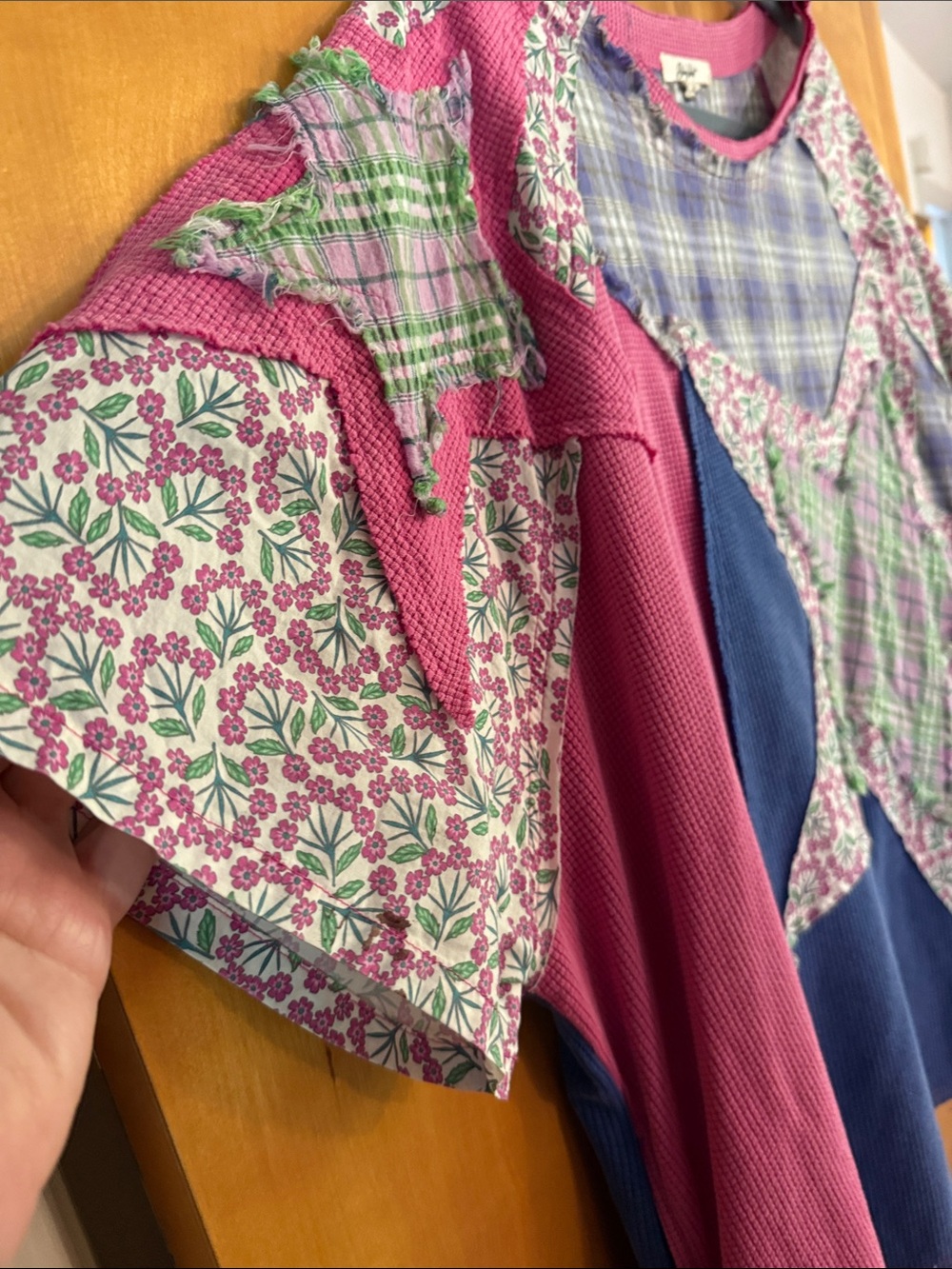 Blue Velvet Patchwork Star Top Frayed Seams & Hem- Pink & Blue Sz XL. LIKE NEW - Picture 3 of 4